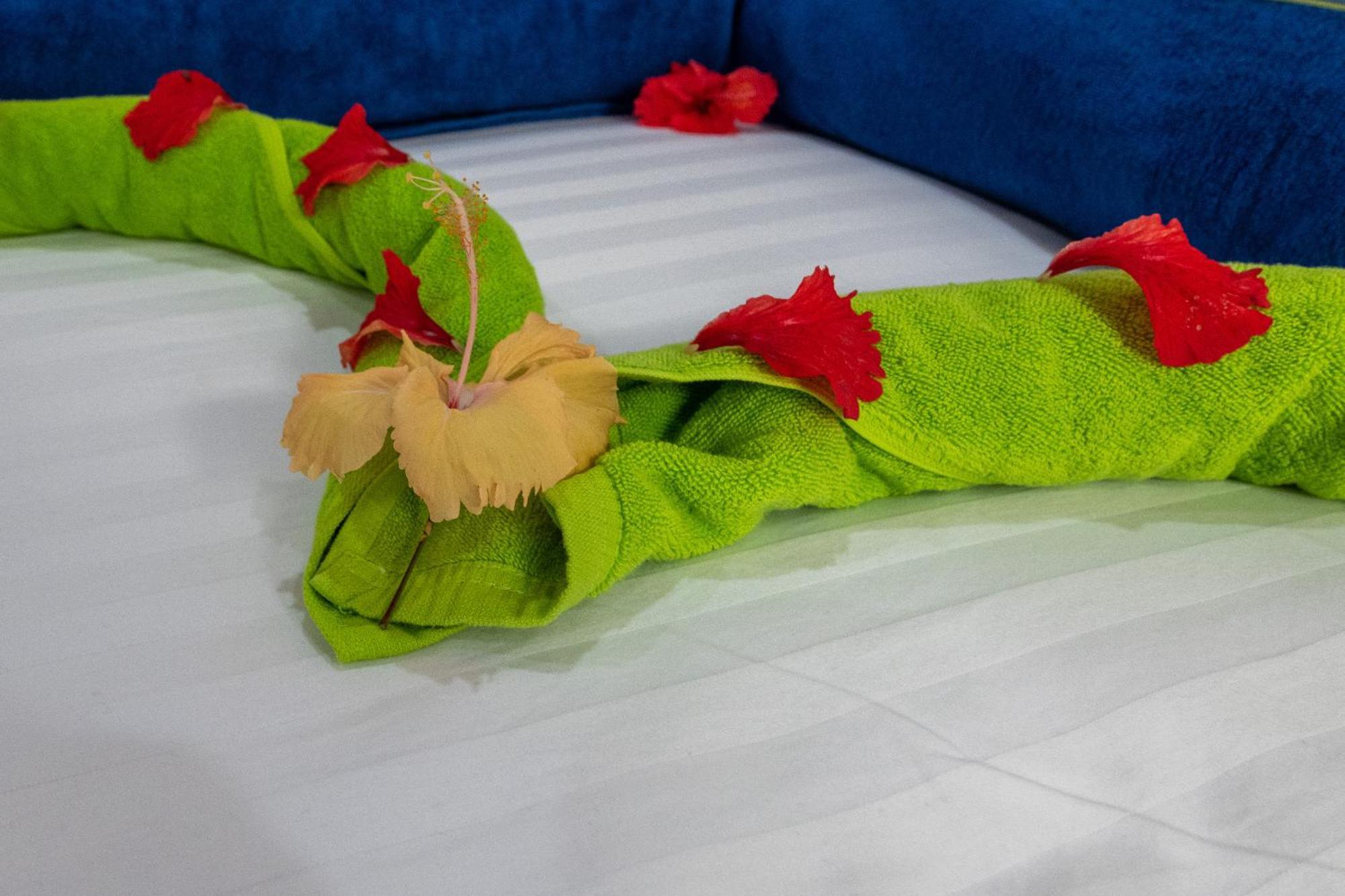 Leaf Fish Guesthouse Maldives Keyodhoo  Bagian luar foto